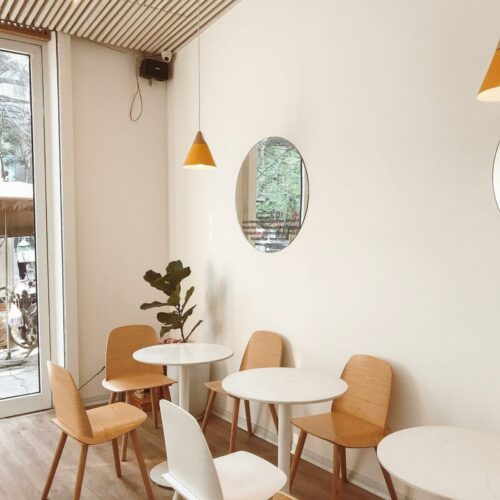 Thiết kế nội thất quán cafe nhỏ phong cách công nghiệp
